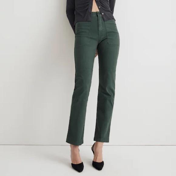 Madewell Pants - NWT Madewell The Petite '90s Straight Cargo Pant in Garment-Dyed Canvas 31 P